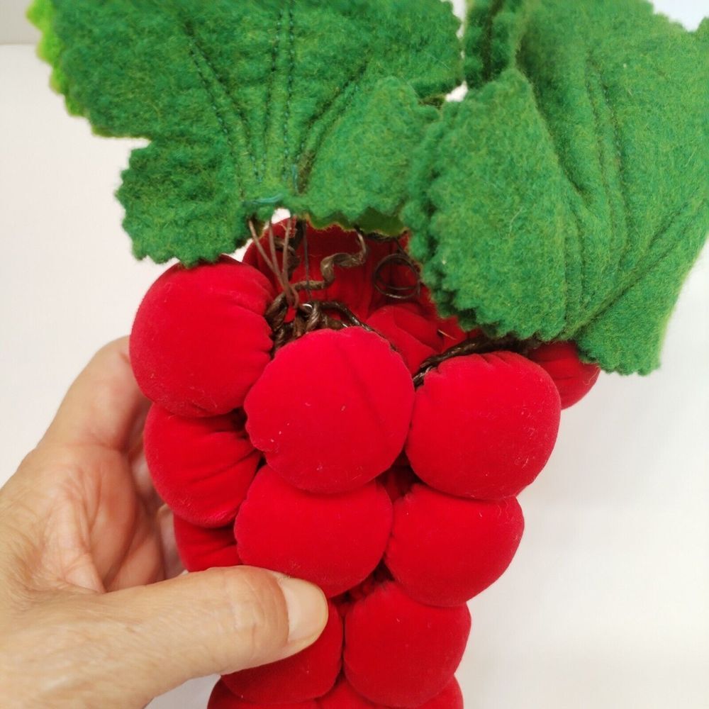 Vintage Velvet Set Of 4 Grapes on Vine Plush‎ Home Decor 9 Inches Grandmacore - Picture 8 of 13